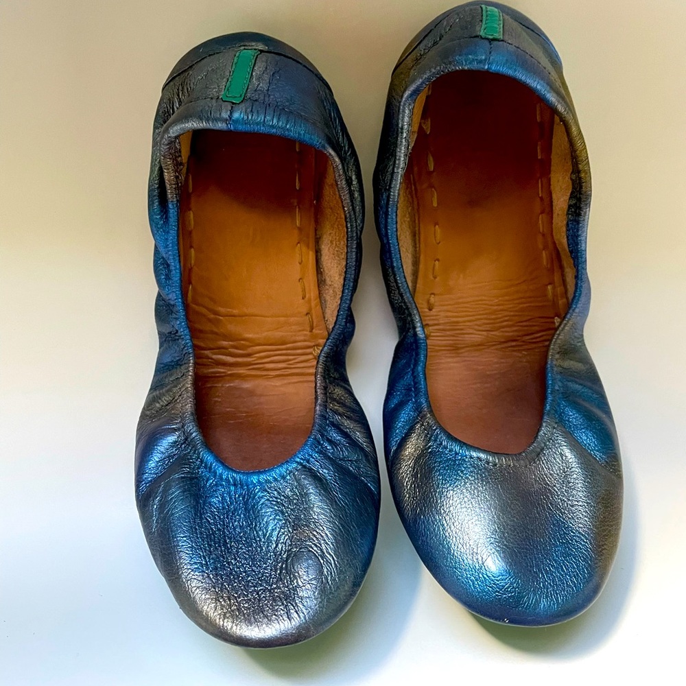Metallic Tieks